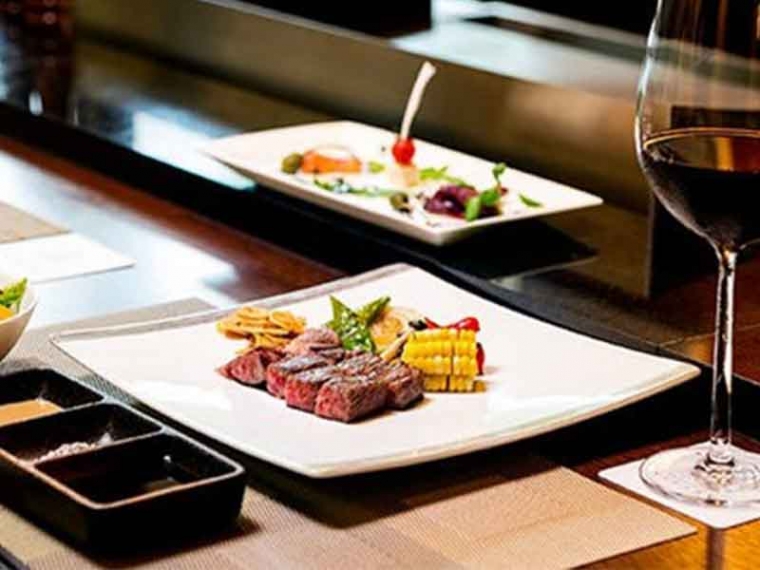 株式会社NESTA RESORT_鉄板焼 さくら03